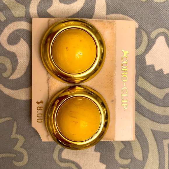 Vintage earring